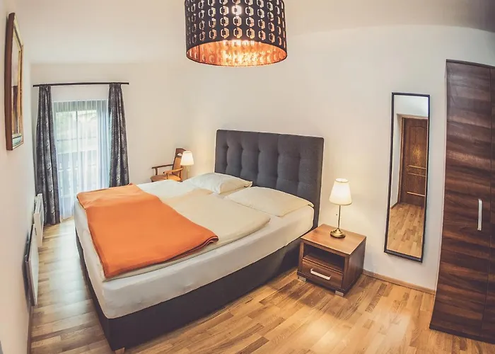 Neugebauer Отель