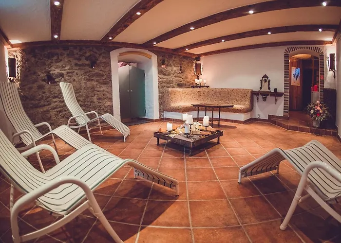 Отель Neugebauer Lollinggraben