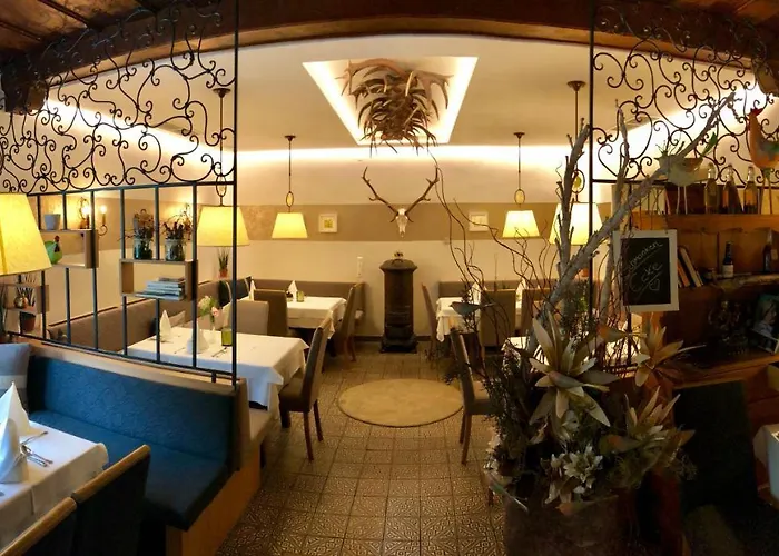 Отель Neugebauer Lollinggraben