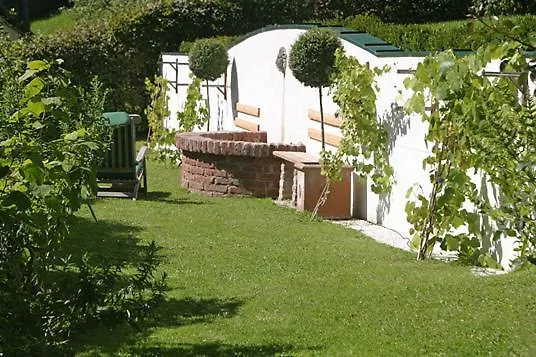 Отель Neugebauer